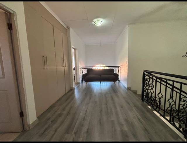 4 BEDROOM HOUSE FOR SALE IN HELDERWYK